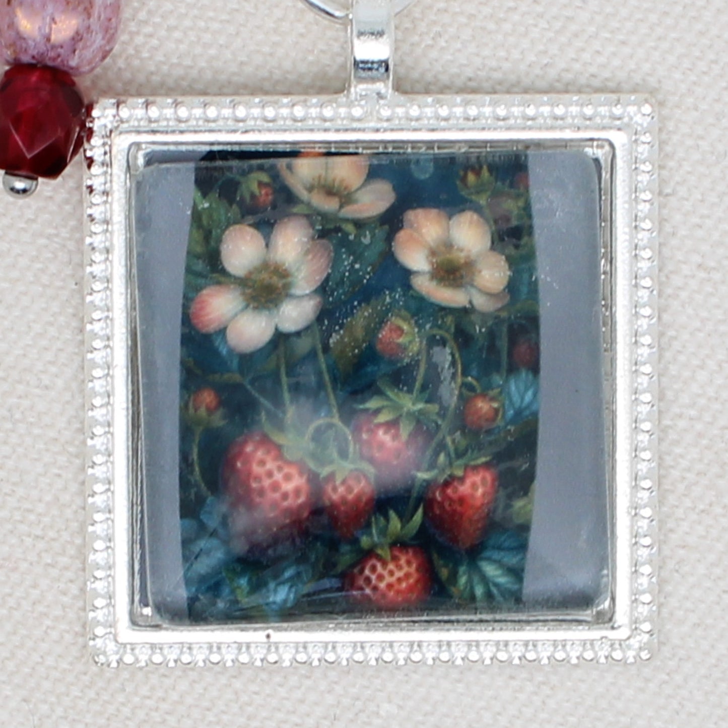 Night Things Strawberries Zipper Pull/ Mini-Fob
