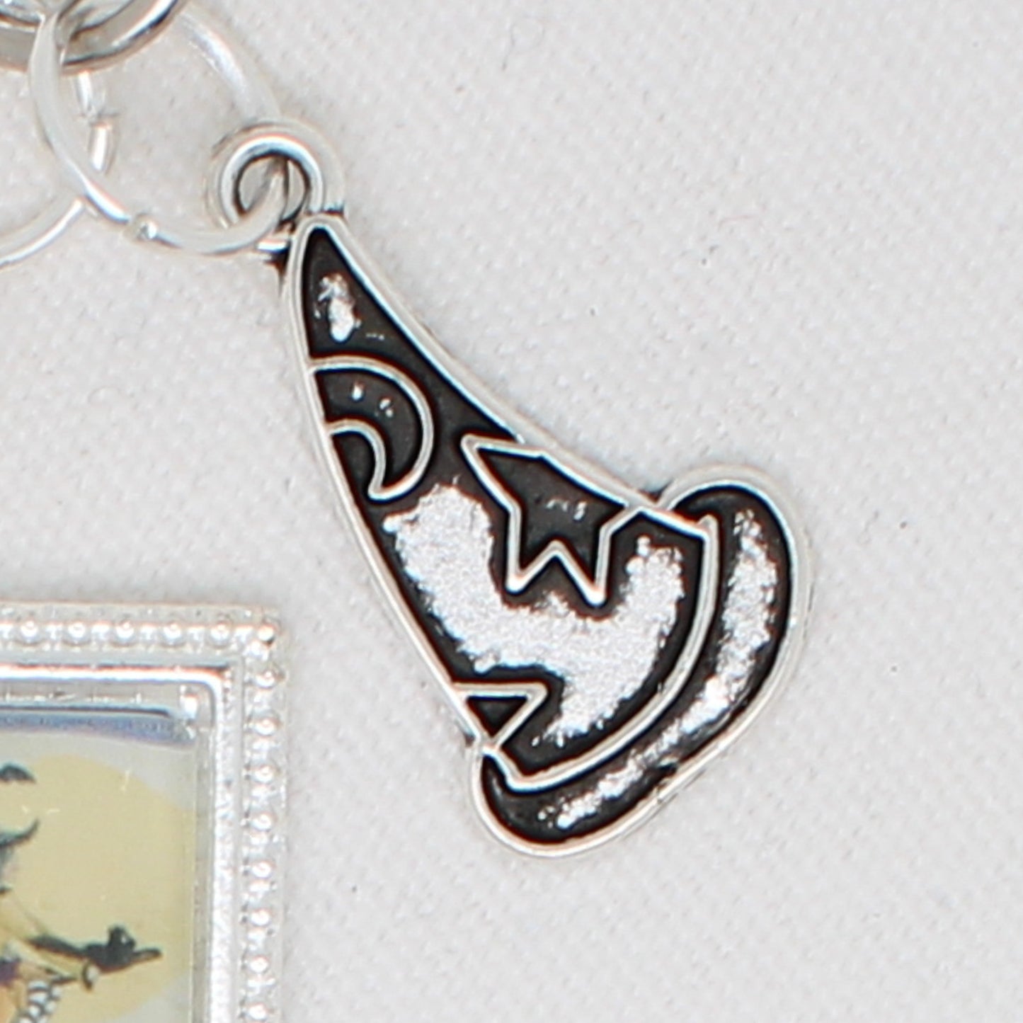Halloween Greetings Zipper Pull/ Mini-Fob