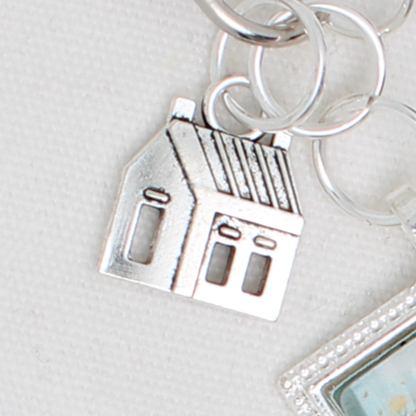 Autumn In The City Zipper Pull/ Mini-Fob
