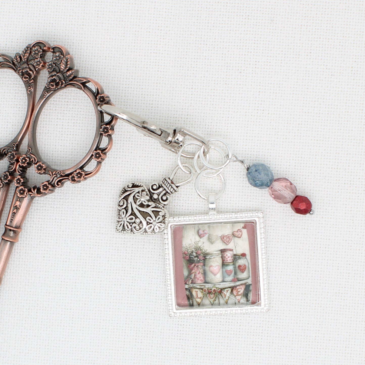 Valentine Shelf Zipper Pull/ Mini-Fob