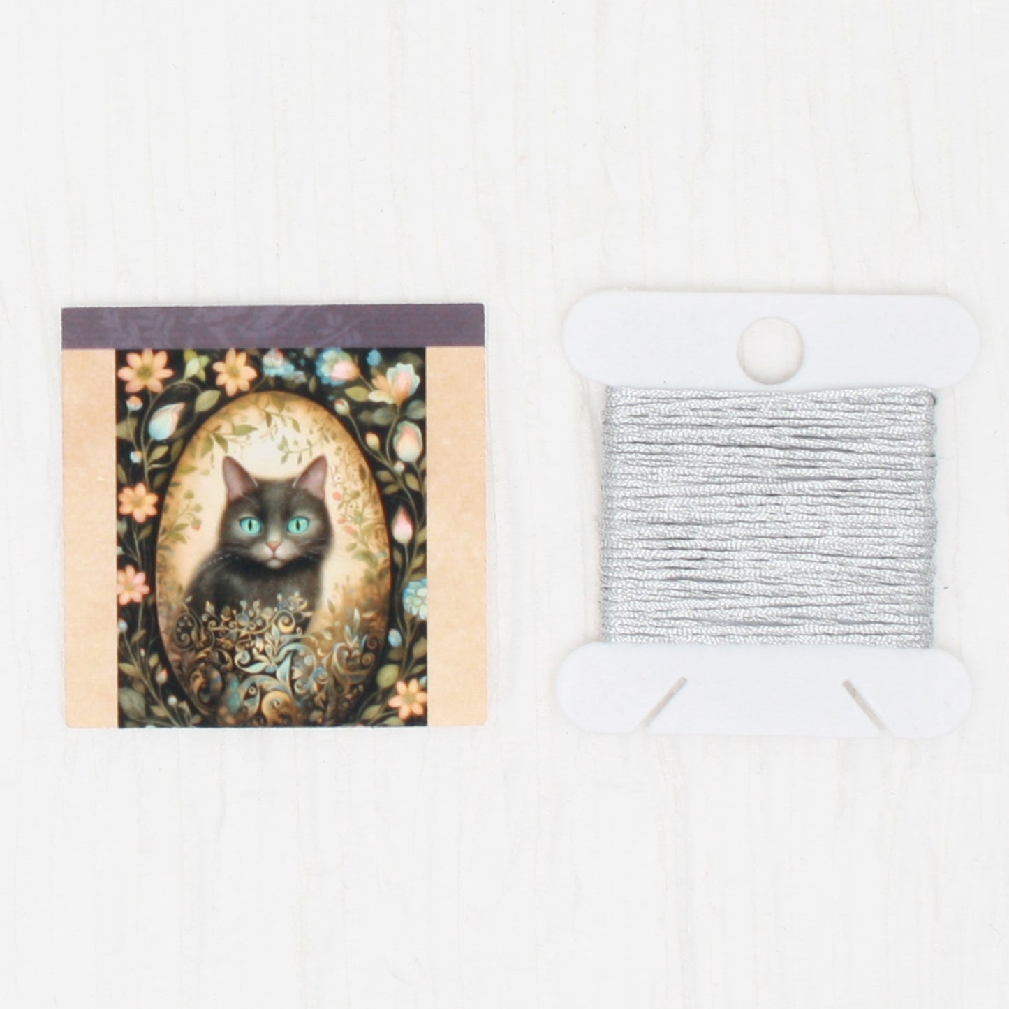 Golden Egg Cat Needle Minder