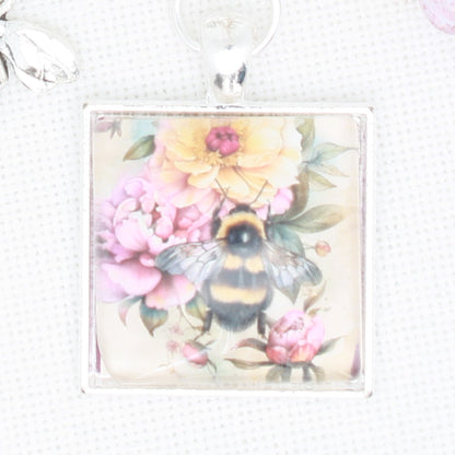 Bee And Flowers  Floss Ring