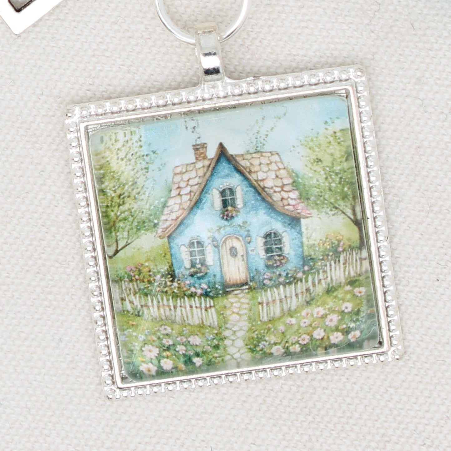 Spring House Zipper Pull/ Mini-Fob