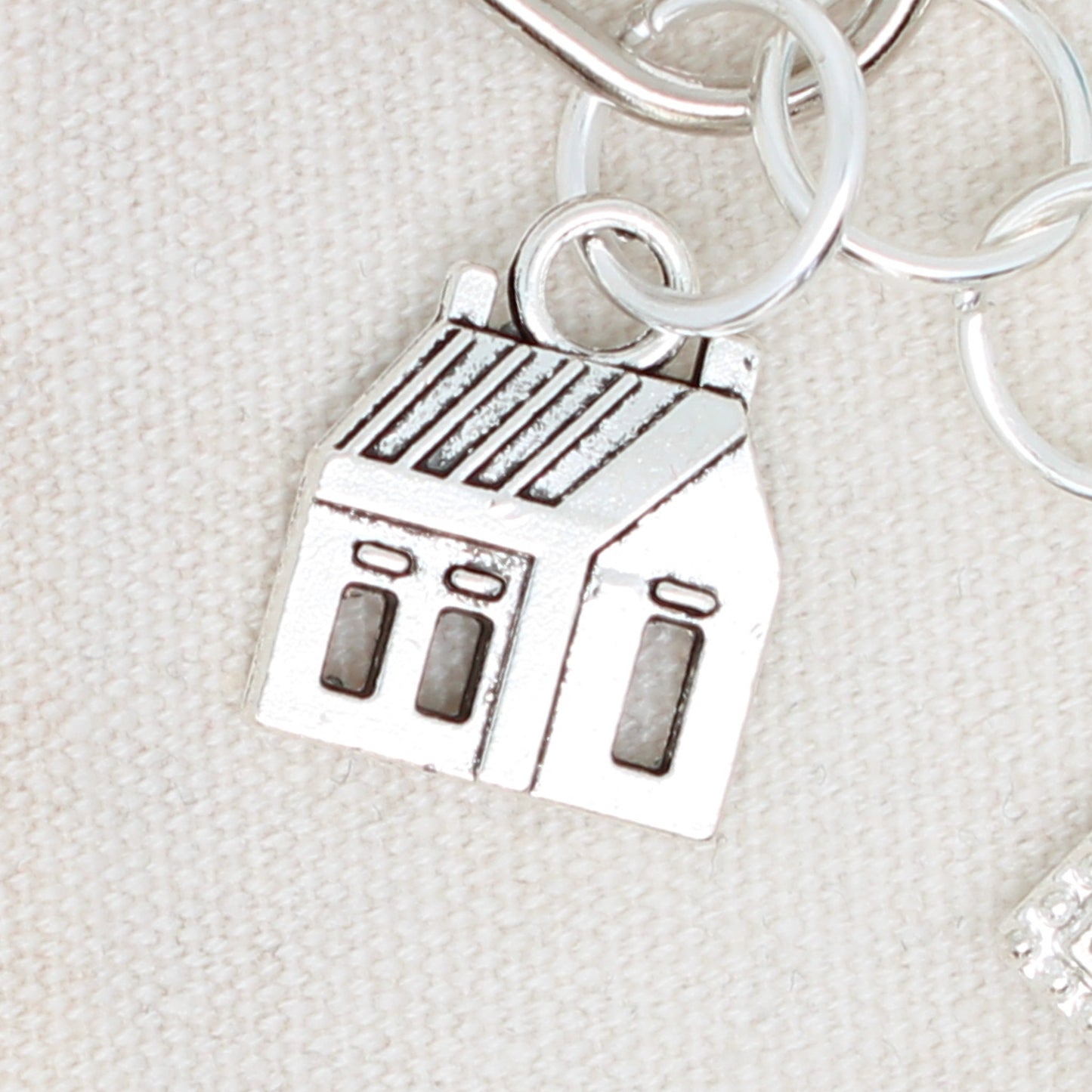 Spring House Zipper Pull/ Mini-Fob