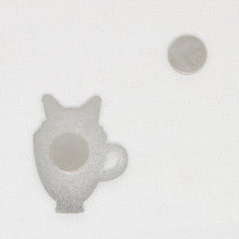 Kitty In Cup  Magnetic Needle Minder