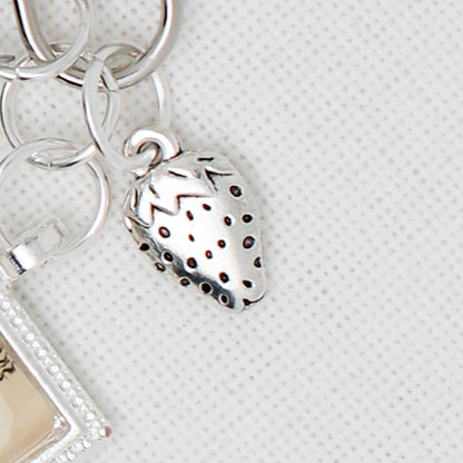 Summer Things Strawberries Zipper Pull/ Mini-Fob