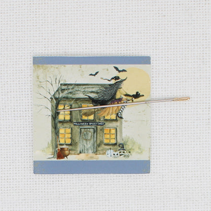Halloween Greetings  Needle Minder