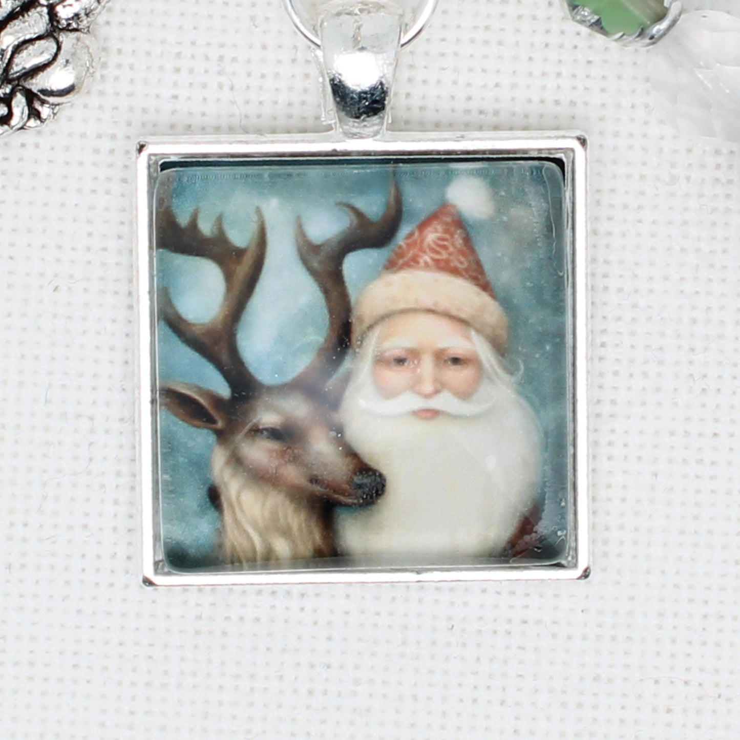 Santa And Reindeer Floss Ring