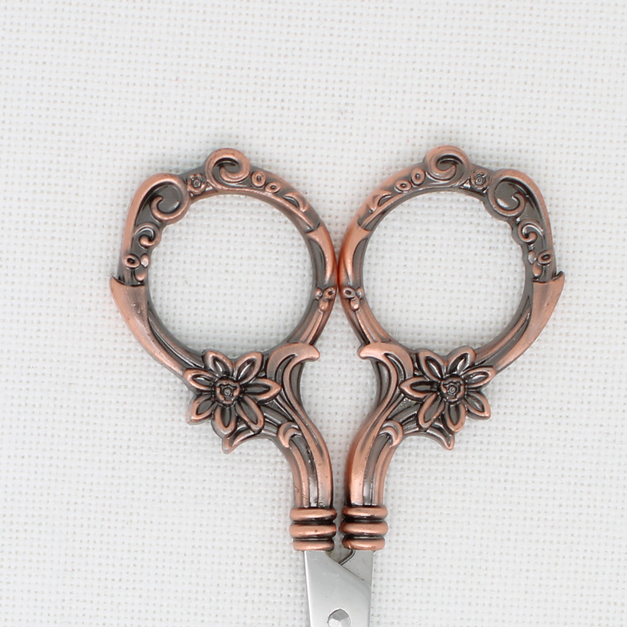 Small Brass Colored Flower Embroidery Scissors – Sweet Autumn Stitch LLC