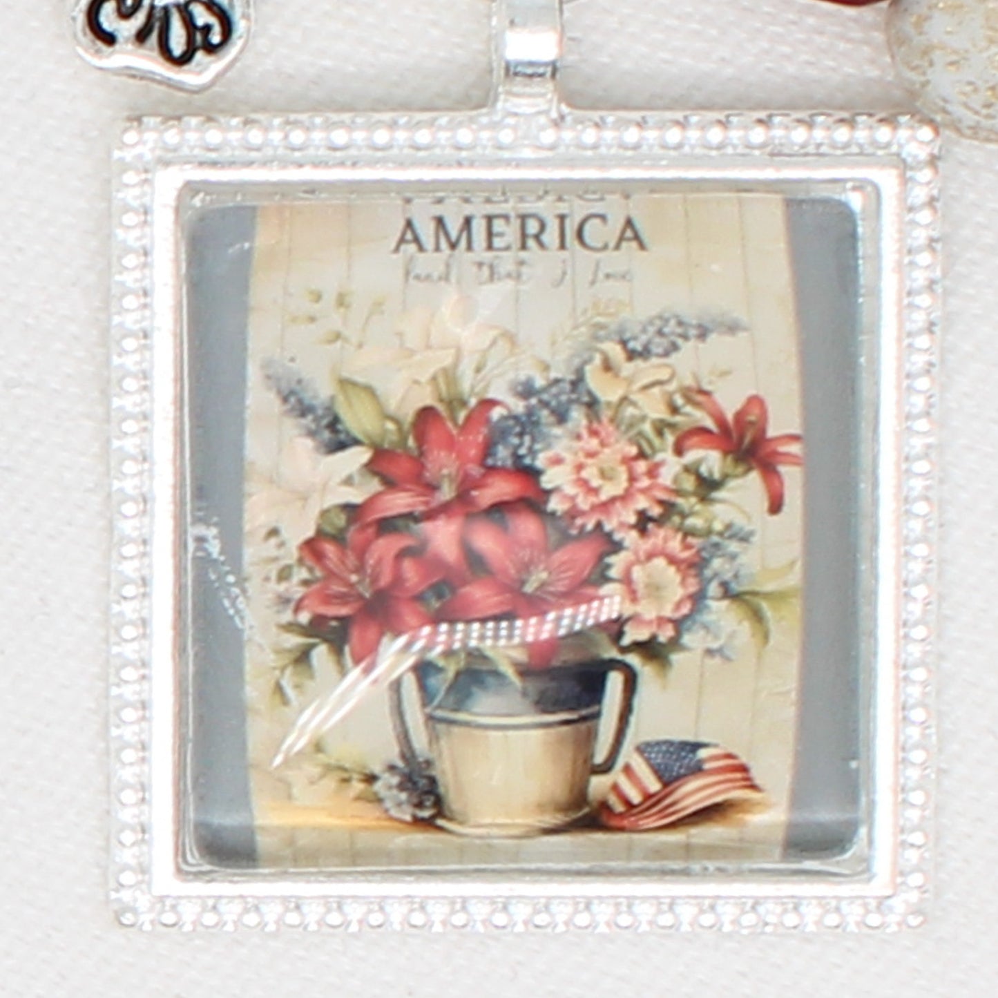 American Flowers Zipper Pull/ Mini-Fob