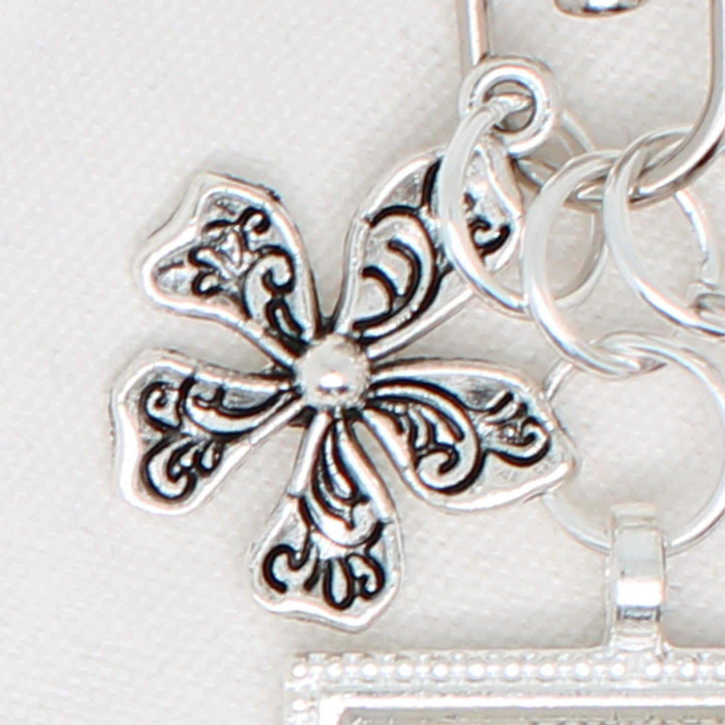 American Flowers Zipper Pull/ Mini-Fob
