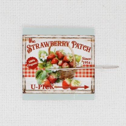 Strawberry Patch Needle Minder