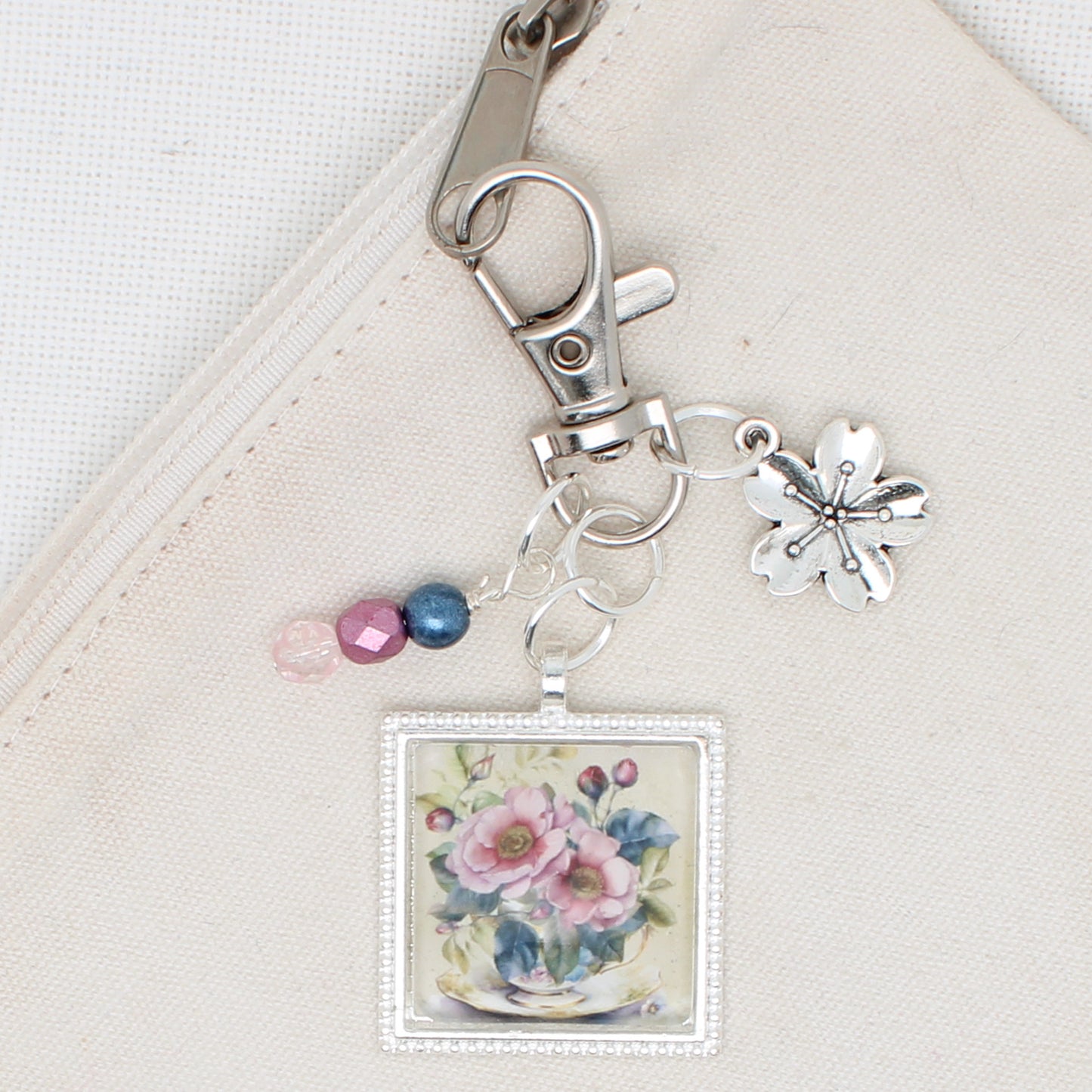 Teacup Of Flowers Zipper Pull/ Mini-Fob