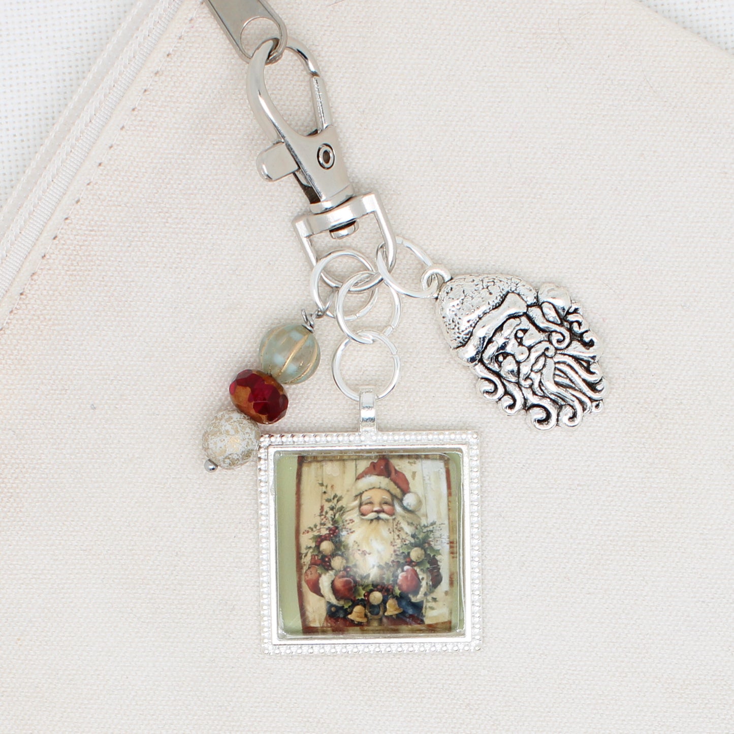Santa Zipper Pull/ Mini-Fob