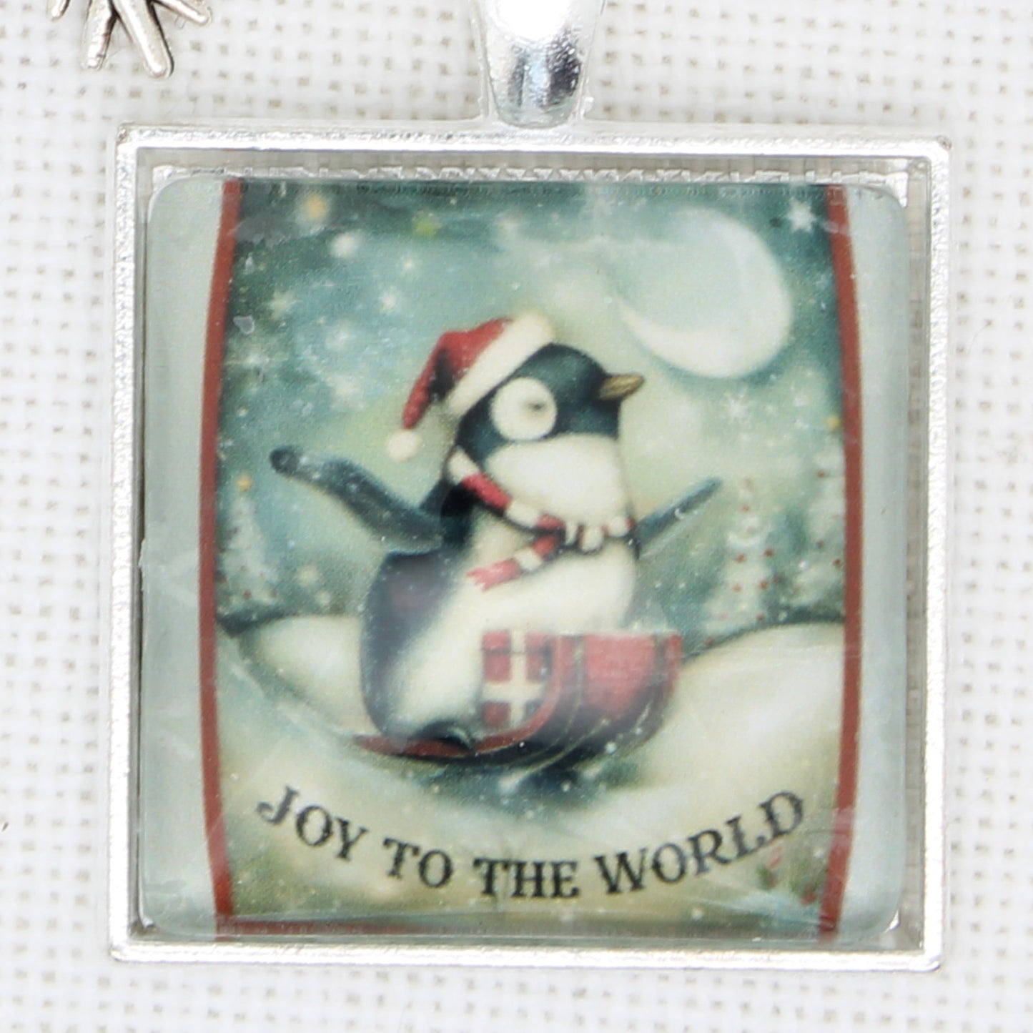 Christmas Penguin Floss Ring