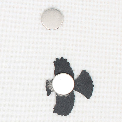 Cardinal Bird  Magnetic Needle Minder