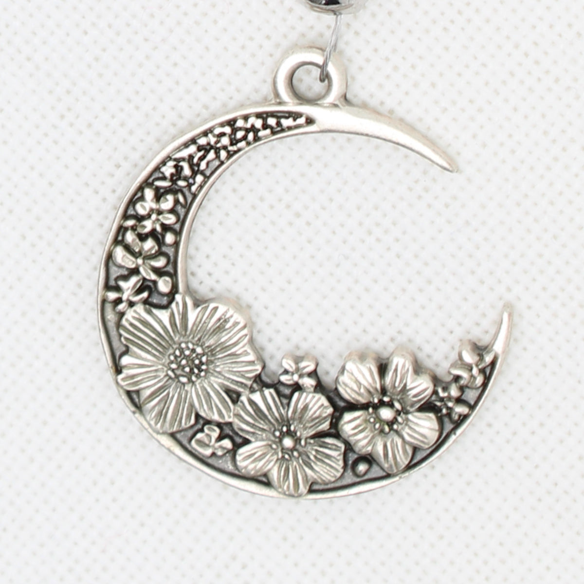 Flower Moon Scissor Fob