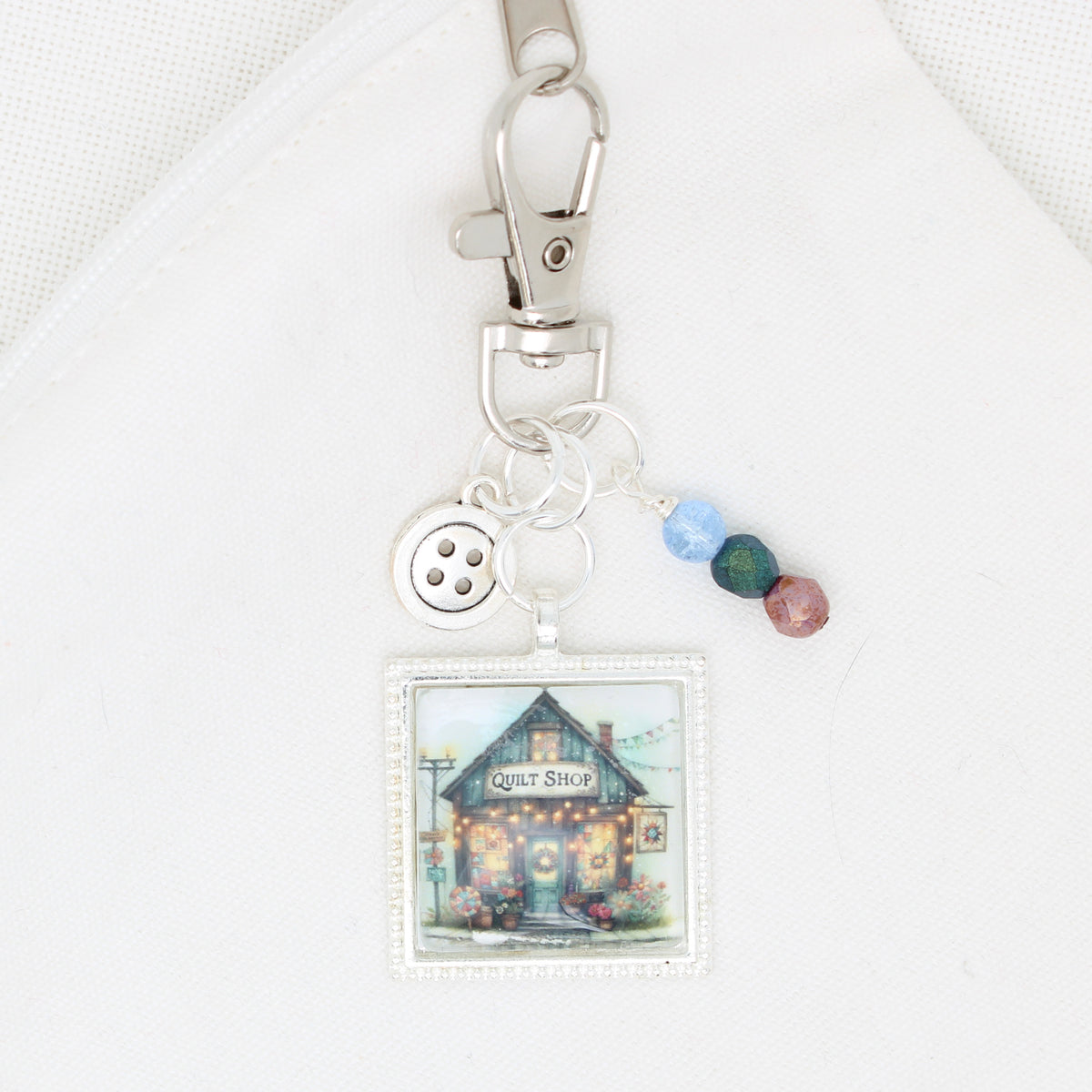 Crafty Shops Zipper Pull/ Mini-Fob
