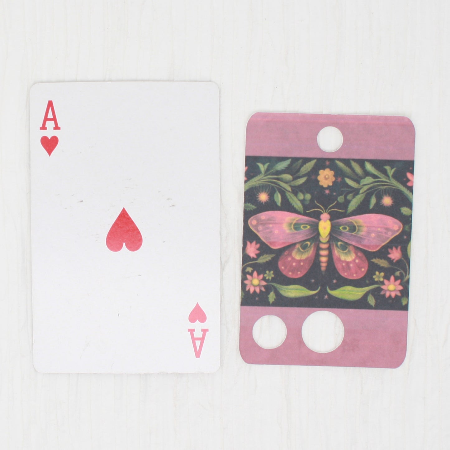 Red Moth Floss Cards- Pack Of 20 Cards