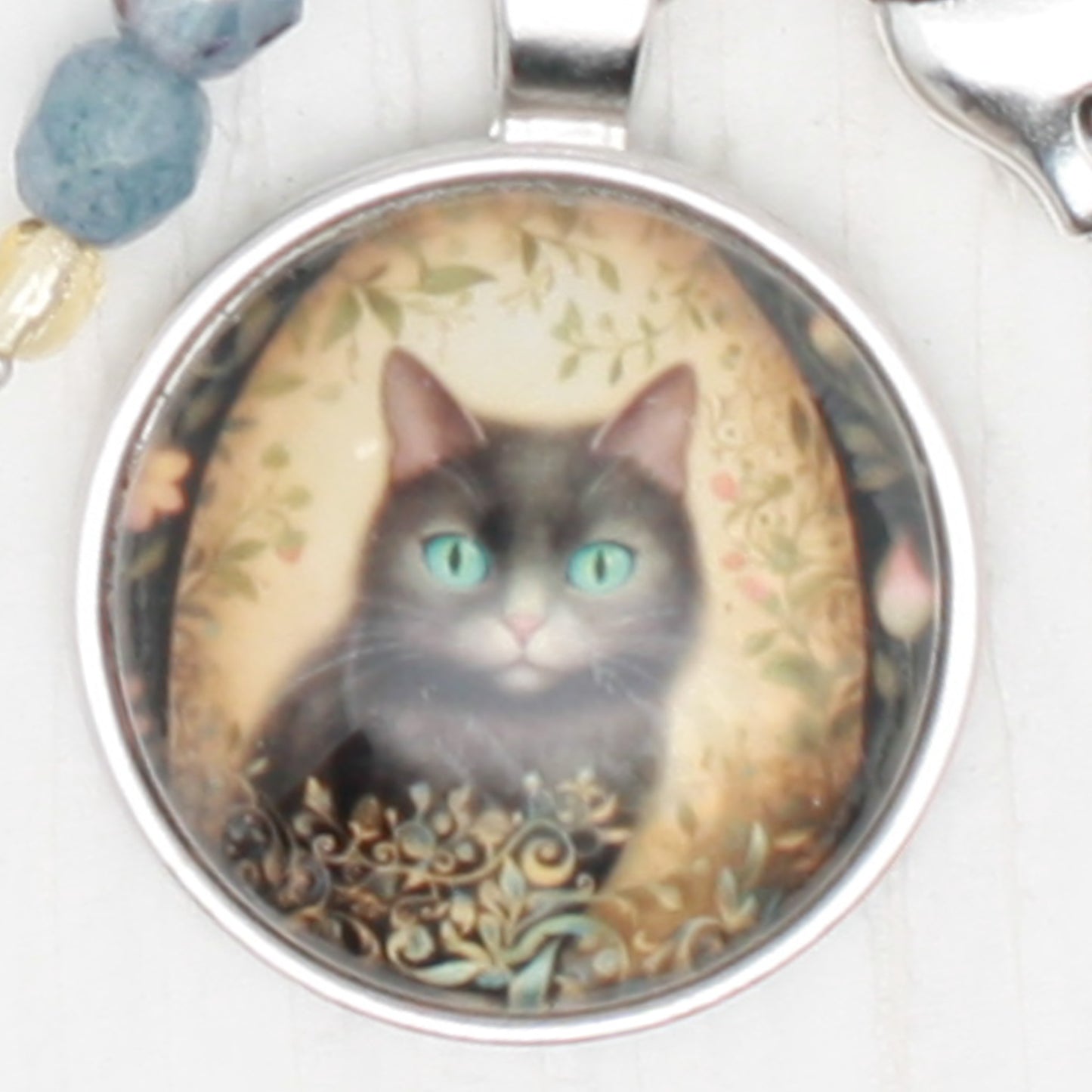 Golden Egg Animals Cat Zipper Pull/Mini-Fob