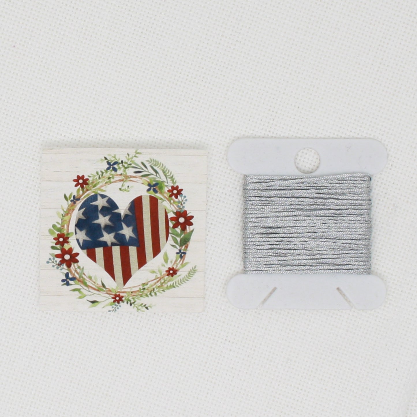 American Wreath Needle Minder