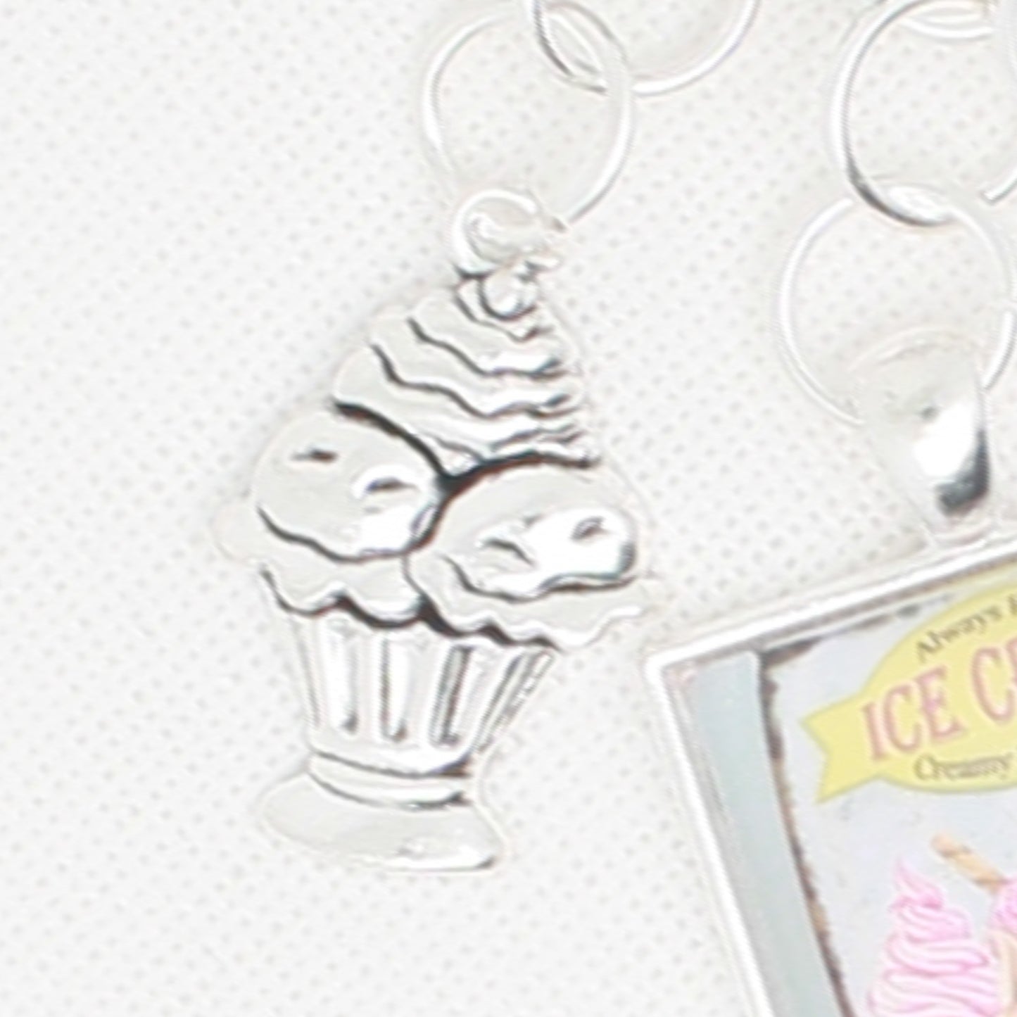 Ice Cream Floss Ring