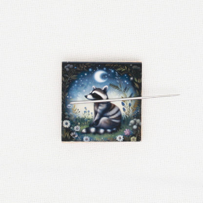Night Raccoon Needle Minder