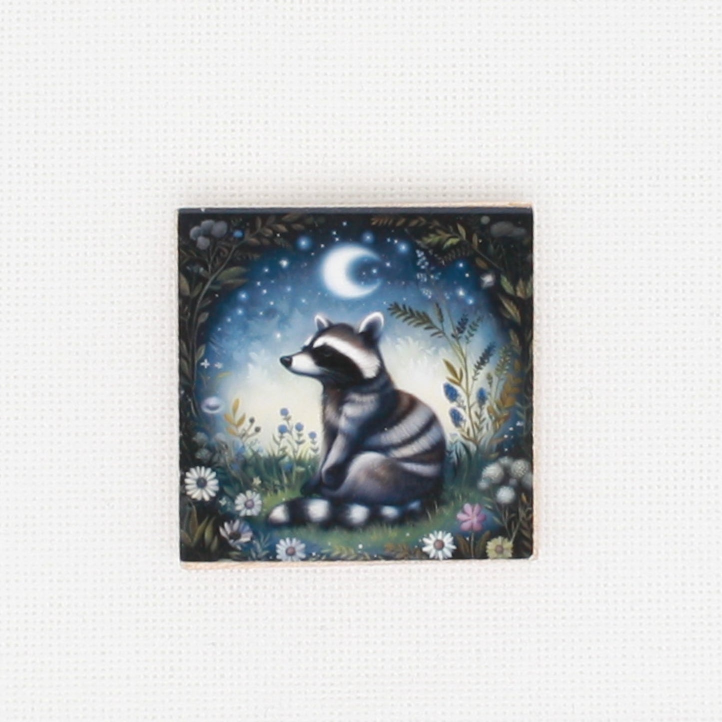 Night Raccoon Needle Minder