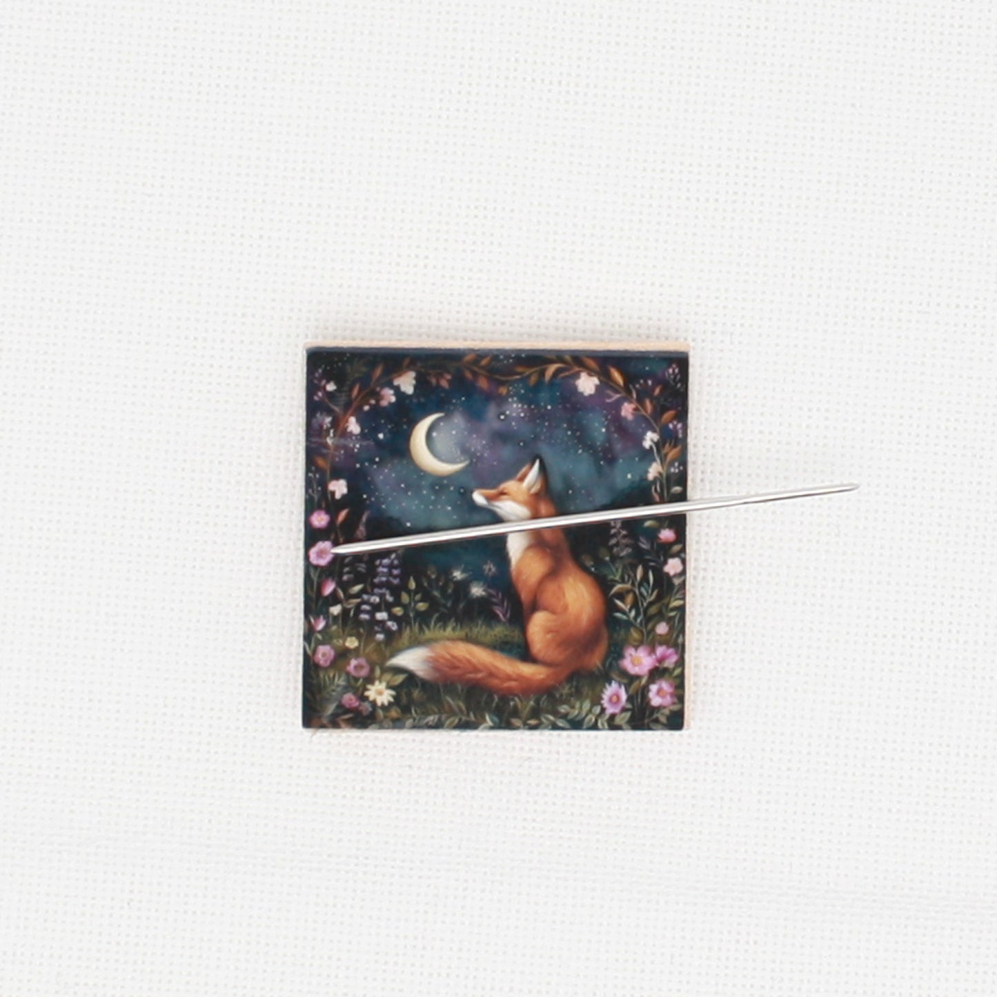 Night Fox Needle Minder