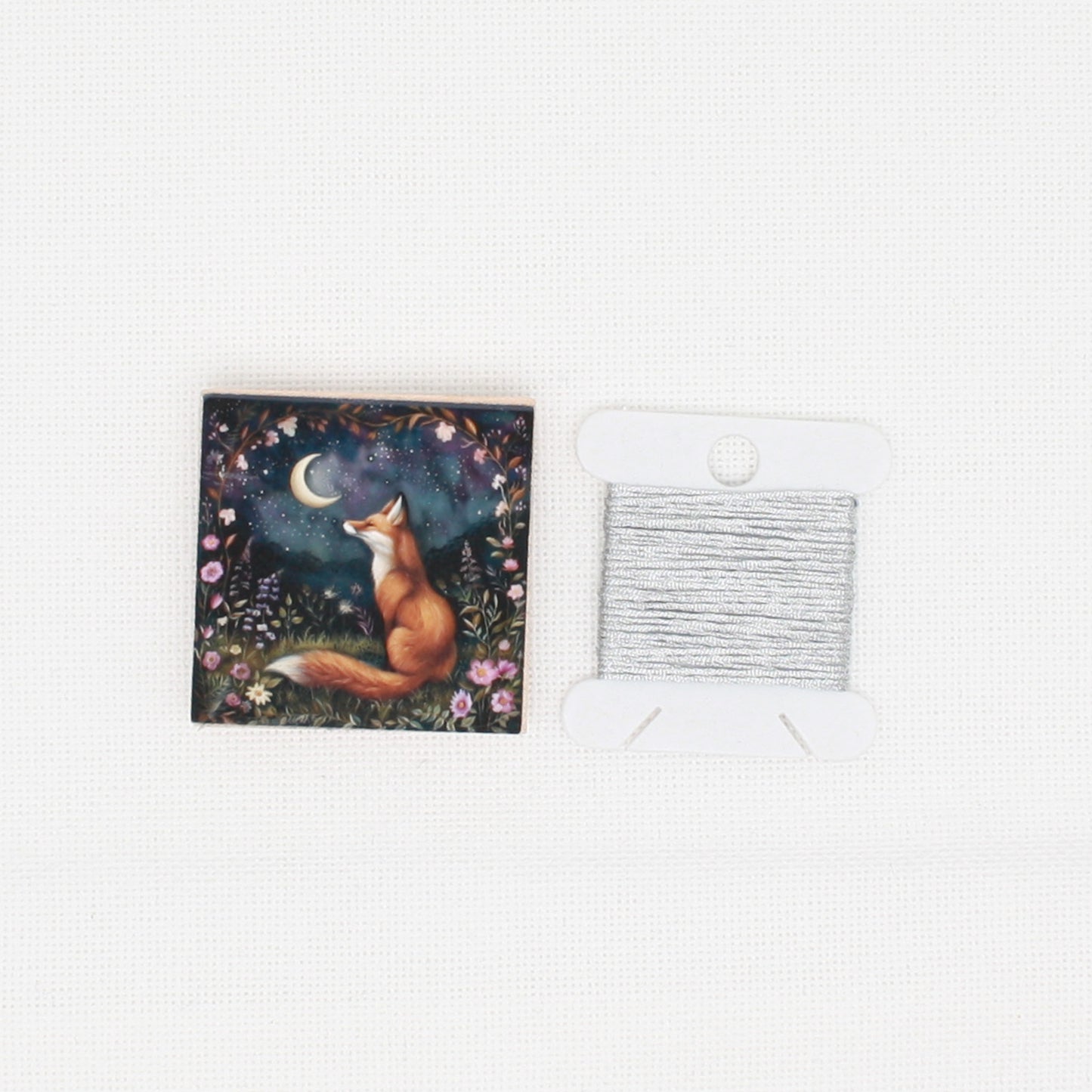 Night Fox Needle Minder