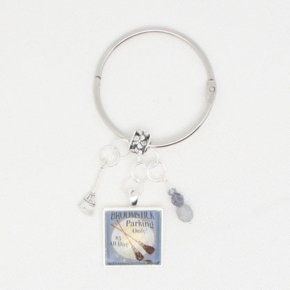 Broomstick Parking Floss Ring