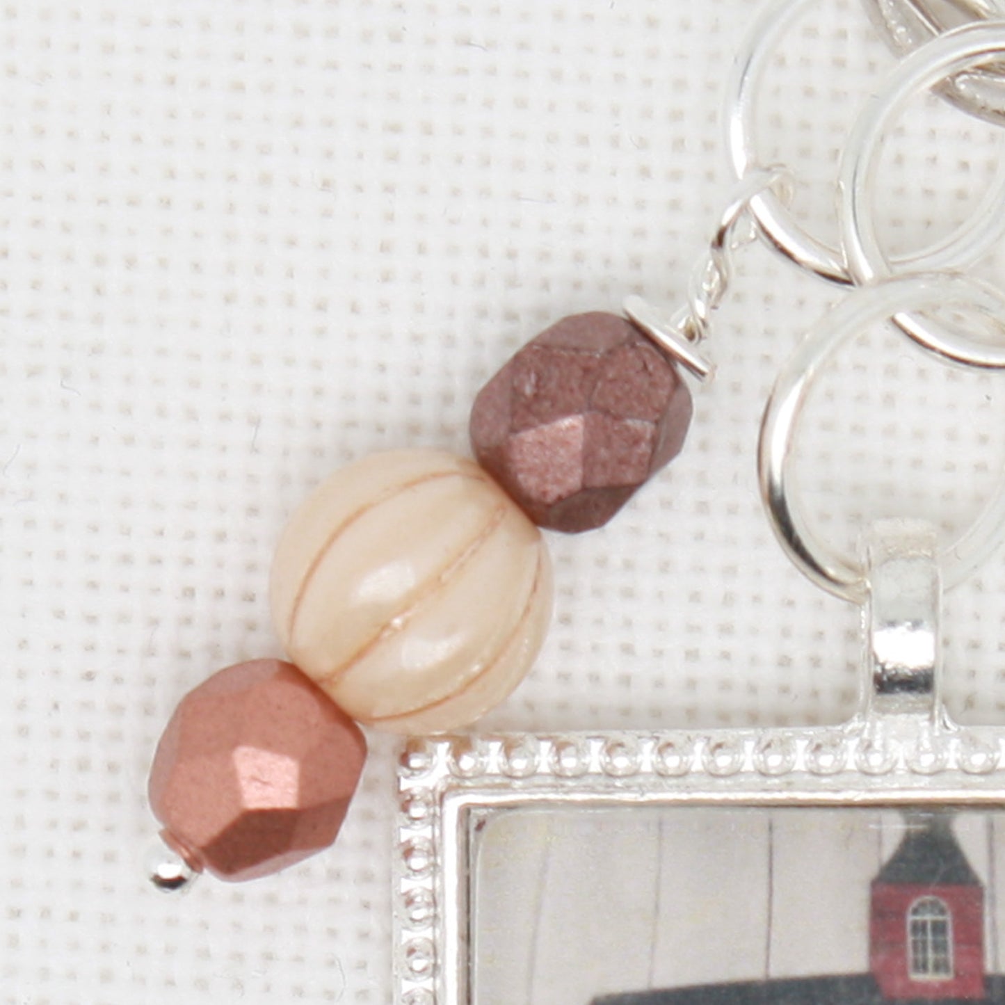 Fall Barn Zipper Pull/ Mini- Fob