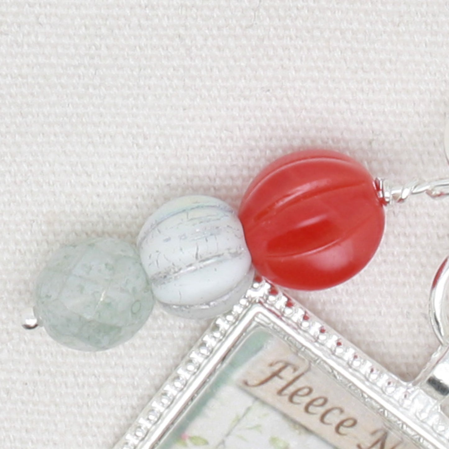 Fleece Navidad  Zipper Pull/ Mini- Fob