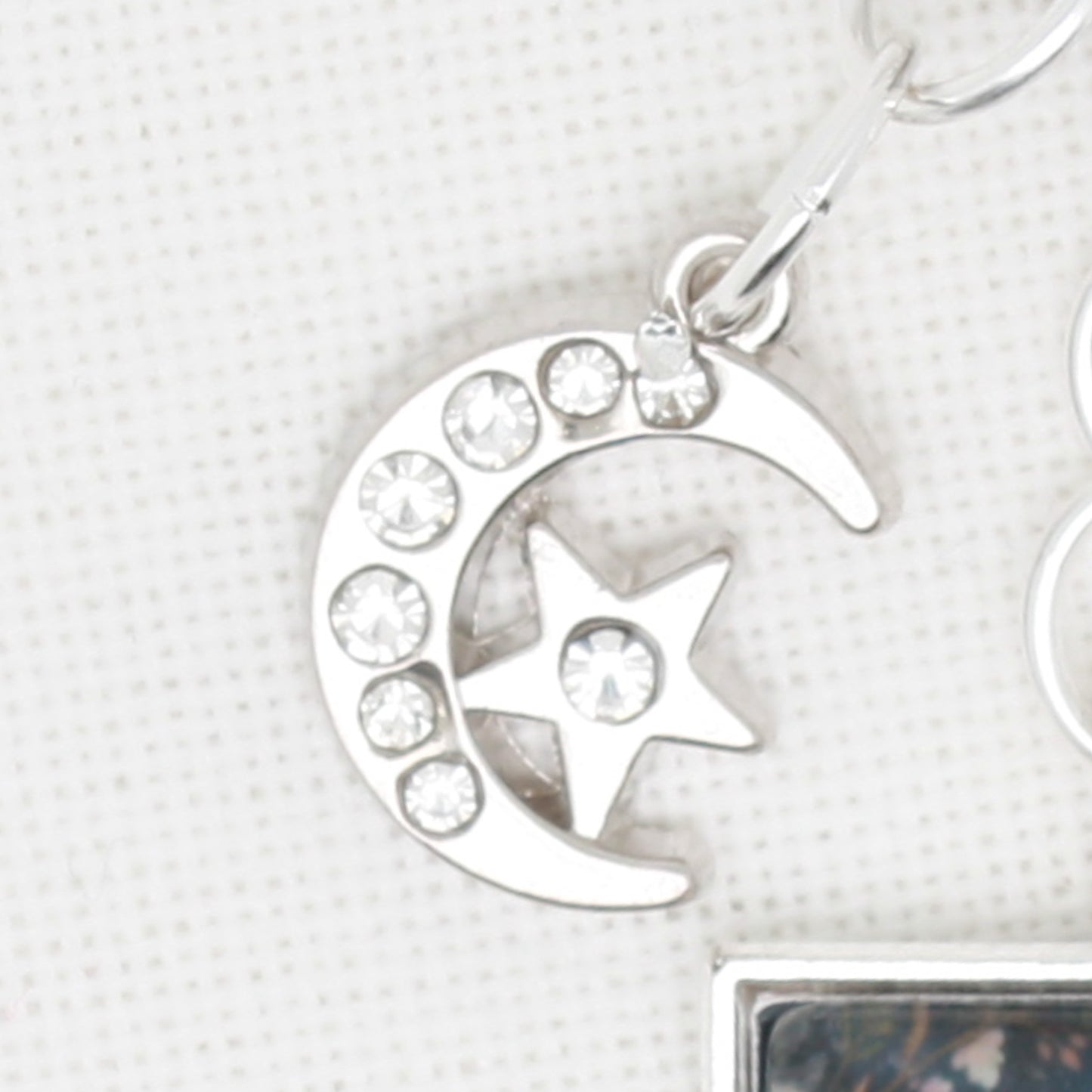 Night Raccoon Floss Ring