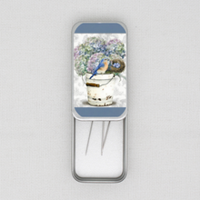Bird And Hydrangea Needle Tin